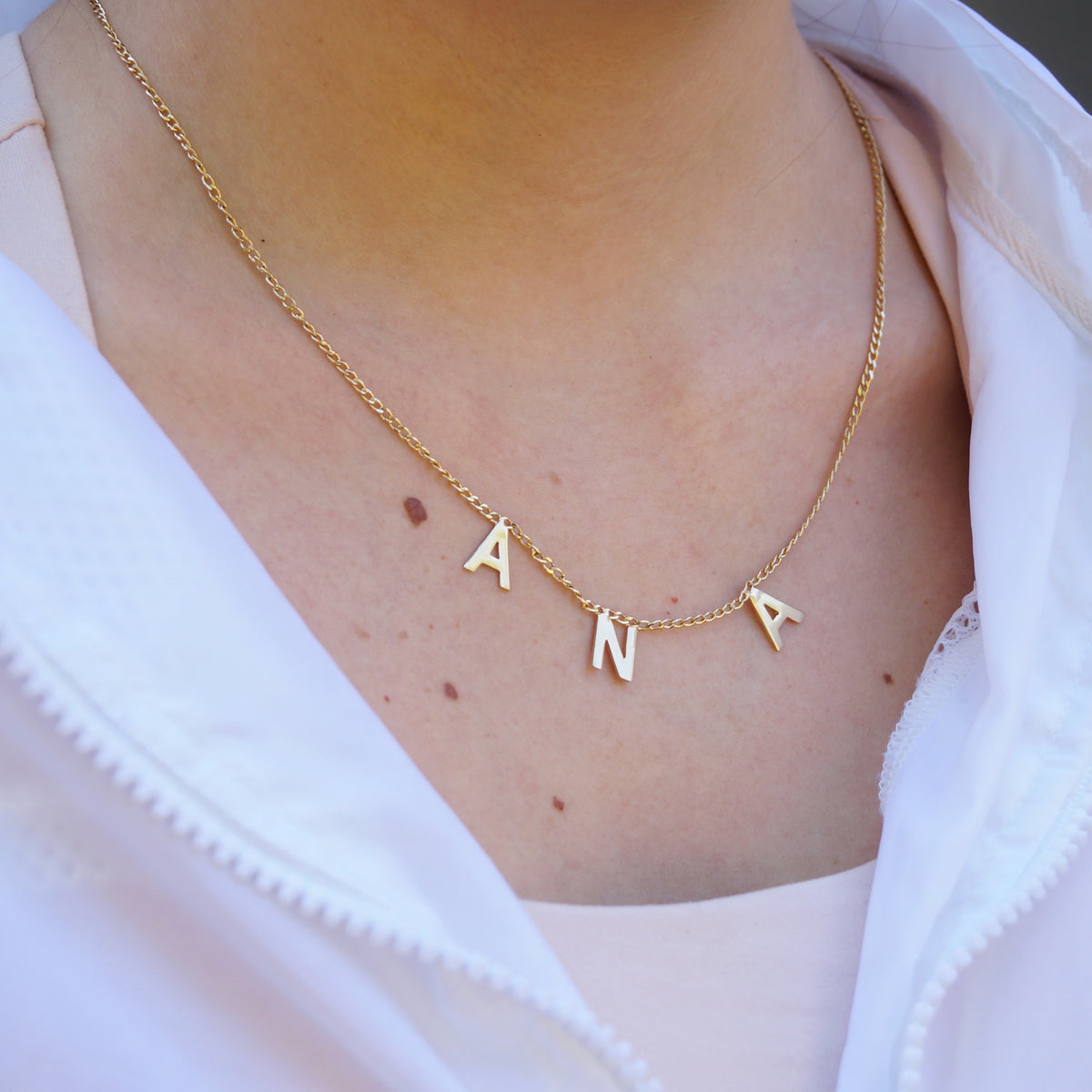 Collar letras