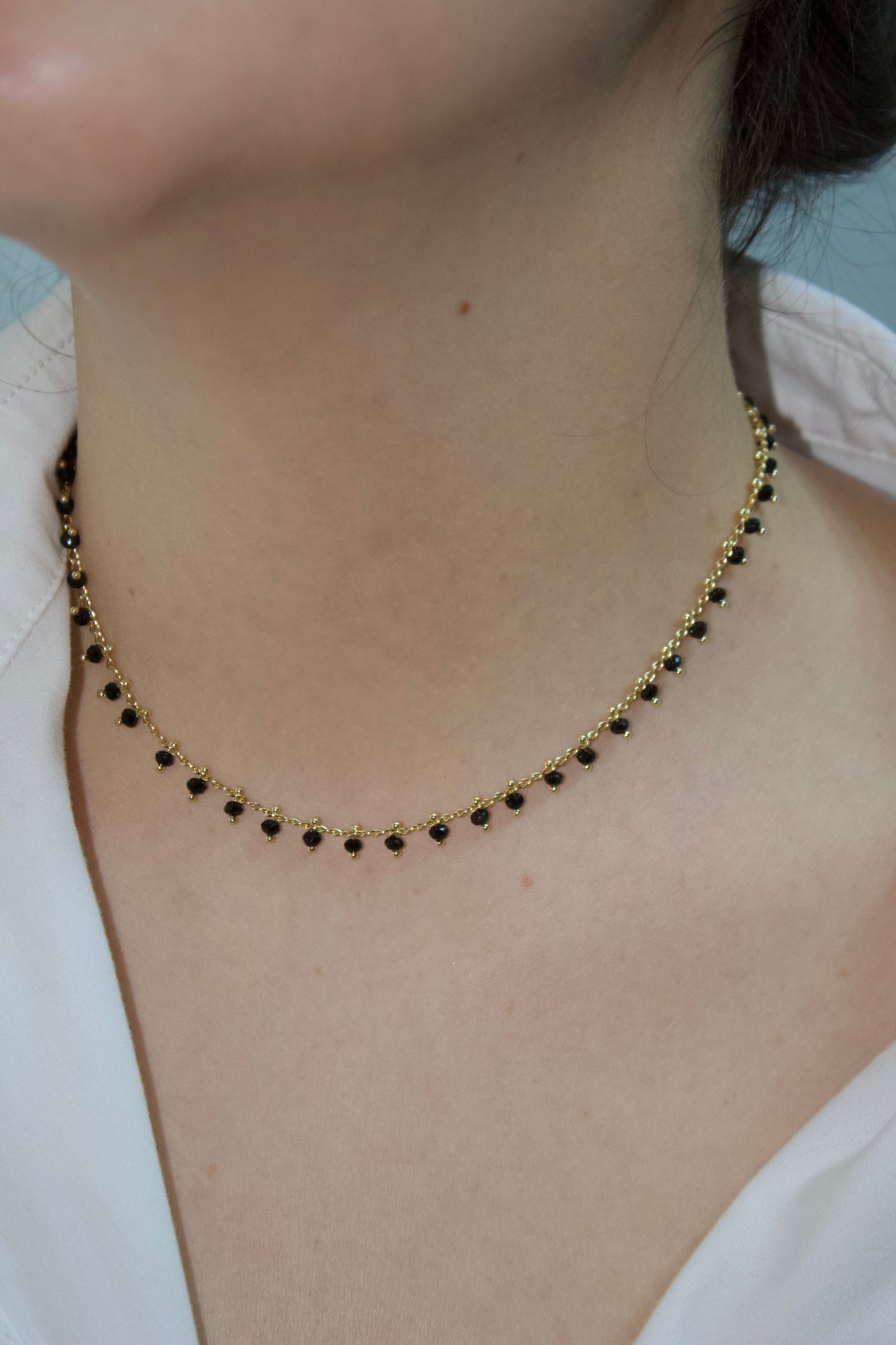 Choker bolitas negras