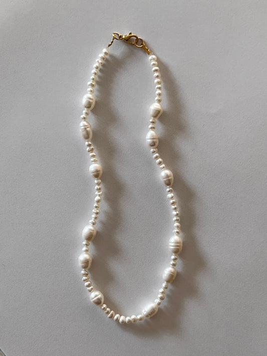 Choker classy pearls